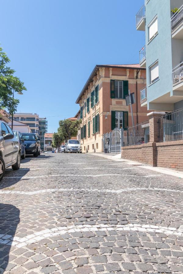 Vanda Rooms Termoli Exterior foto